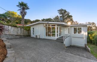 141 Ocean View Road, Hillcrest