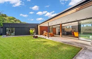 7 Edgewater Place, Matapouri