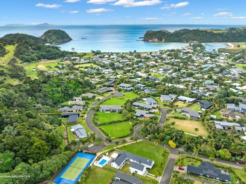 7 Edgewater Place, Matapouri
