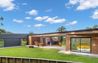 7 Edgewater Place, Matapouri
