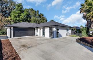 10 Lochiel Place, Kamo