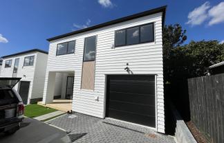 10/535 Swanson Road, Ranui