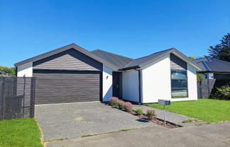 33 Robert Duncan Road, Belfast