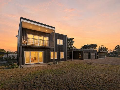 1 Beach Street, Little River