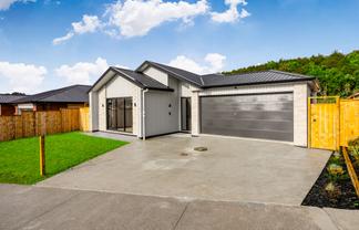20 Rongoa Maori Way, Pukekohe East