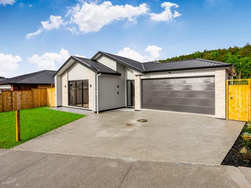20 Rongoa Maori Way, Pukekohe