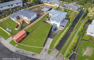 60 Chorley Avenue, Massey