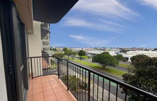 2B/18 Ronwood Ave, Manukau