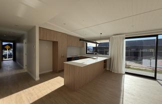 6 Rowe Drive, Jacks Point