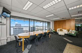 DOWNTOWN OFFICES - CITIGROUP CENTRE
