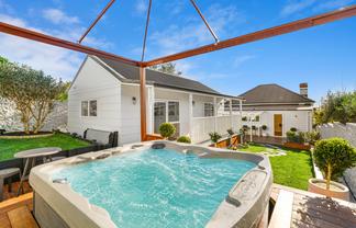 96 Crummer Road, Grey Lynn