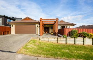 16 Frances Brown Avenue, Aotea