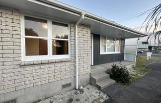 1/215 Swanson Road, Henderson
