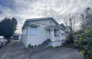 2/415 Sandringham Road, Sandringham