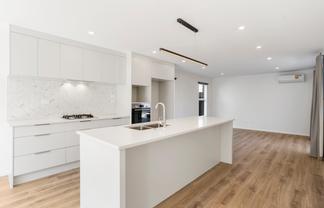 13b Teal Crescent, Beach Haven