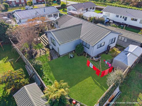 15B Ngahu Street, Fairy Springs