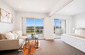 E10/60 Mason Road, Oteha