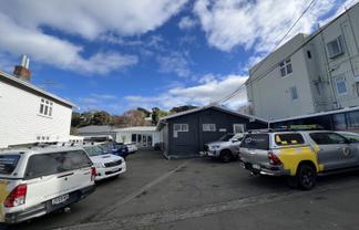 Kilbirnie tenancy with 10 carparks!