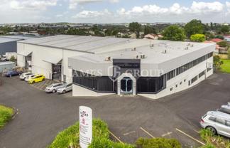 2,013m² Functional Mt Wellington Facility