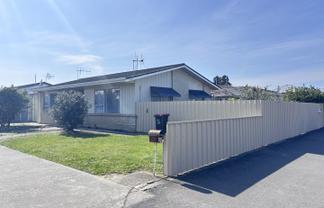 1/408 Southampton Street East, Akina