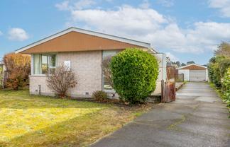 3 Royal Park Drive, Parklands