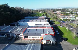 HIGH STUD 352M² INDUSTRIAL
