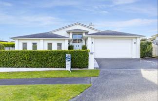 25 Magnolia Rise, Waipahihi