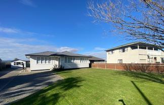 1106 Southland Road, Raureka
