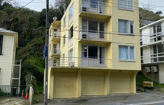 4/131 Glenmore Street, Kelburn