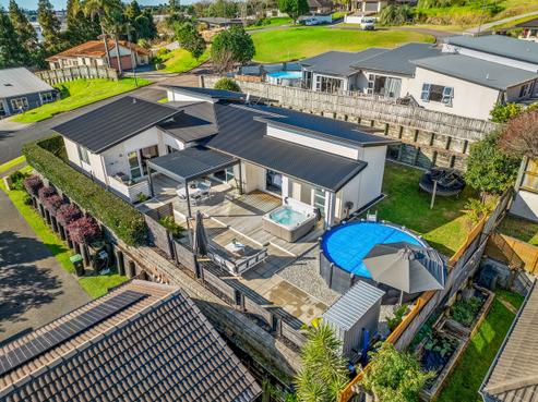 14 Te Otinga Place, Pyes Pa