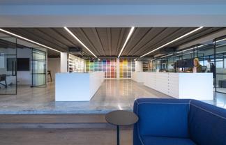 Modern Showroom & Retail Opportunity