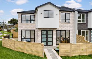 9E Becroft Drive, Forrest Hill