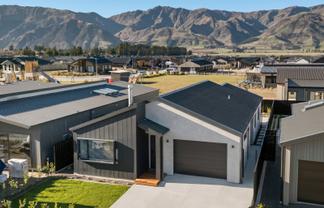 174 Burdon Loop, Lake Hawea