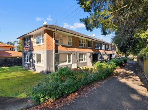 2/44 Owens Road, Epsom