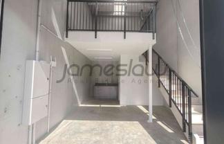 Invest/Occupy - Versatile 49㎡ Industrial Unit
