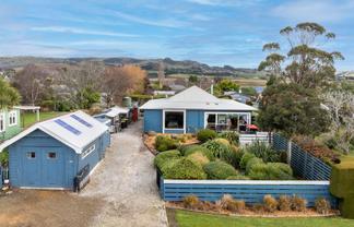 1391 Coast Road, KARITANE