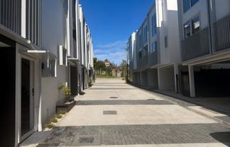 10/9 Aeroview Drive, Beach Haven