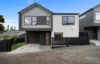 94 Takutai Avenue, Half Moon Bay