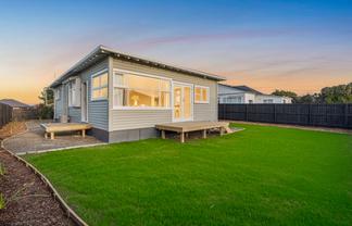 285 Pages Road, Wainoni