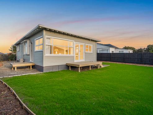 285 Pages Road, Wainoni