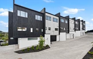 4/2 Valonia Street, Mount Roskill