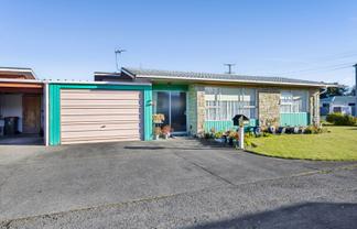 15 Puriri Street, Hawera