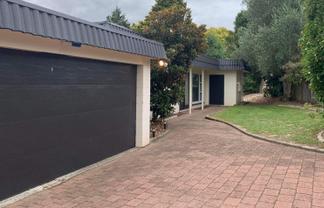 102 Poaka Avenue, Dinsdale