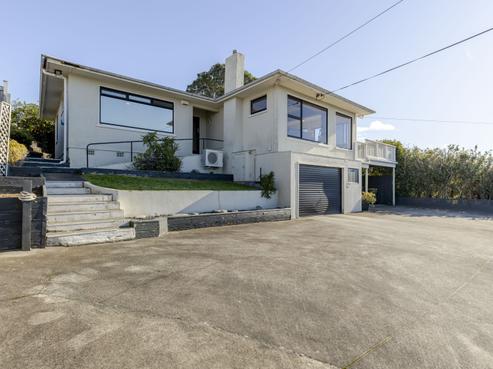 531 Devon Street West, Blagdon