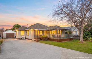 68 Russley Road, Russley