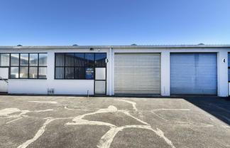 TRADESMAN'S WORKSHOP
