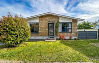 2/277 Nelson Street, Strathern