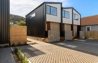 7/152 The Parade, Island Bay