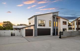 9 Wyon Way, Flat Bush