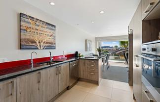 2/23 Wellington Street, Papakura